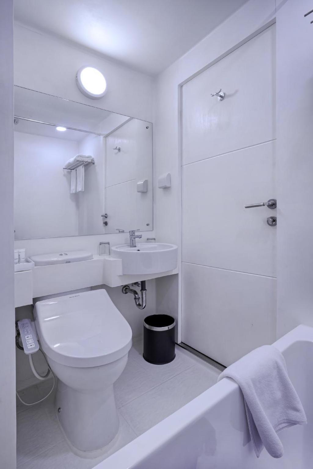 Kuretakeso Kemang Hotel Dżakarta Zewnętrze zdjęcie
