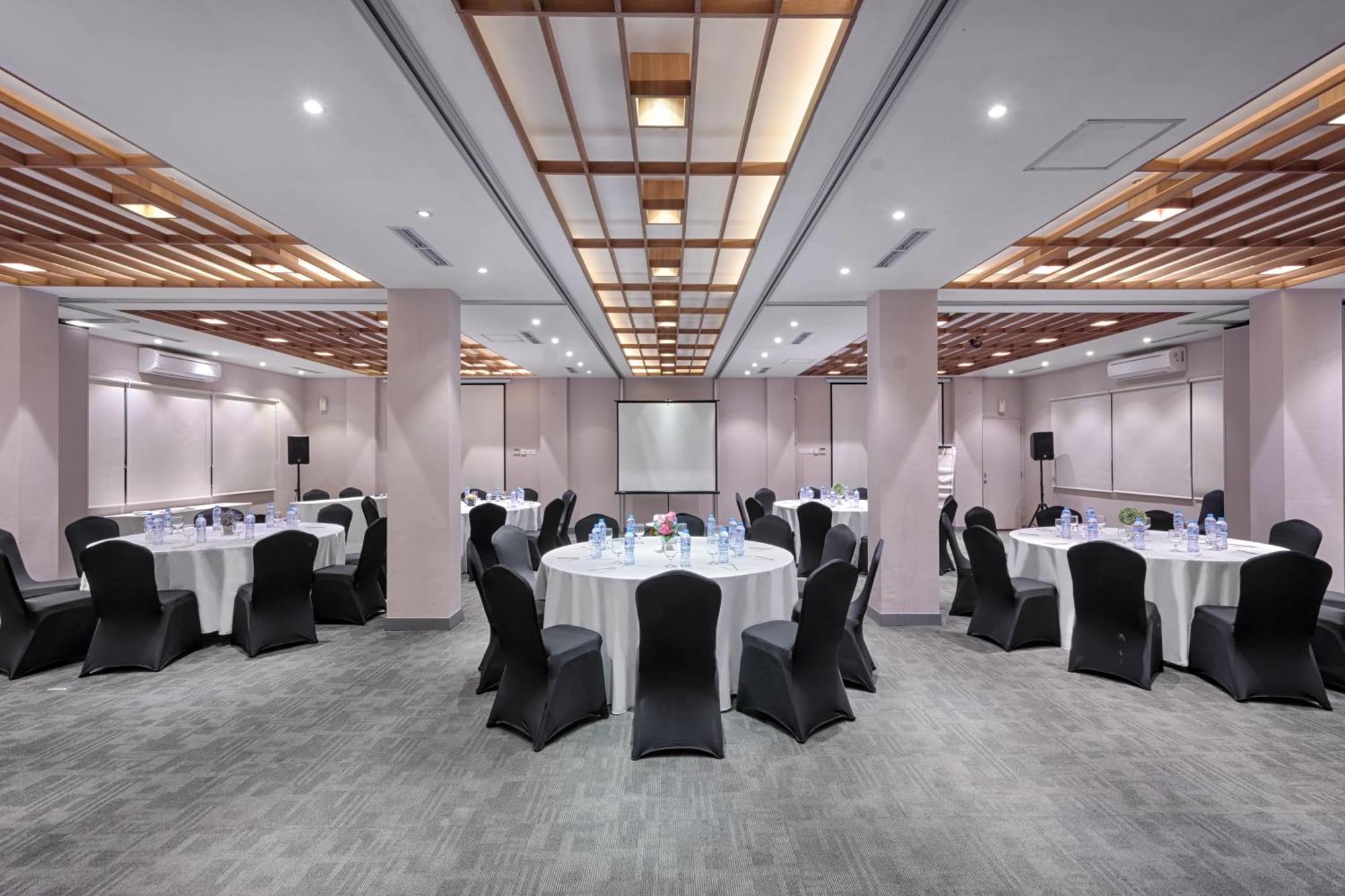 Kuretakeso Kemang Hotel Dżakarta Zewnętrze zdjęcie